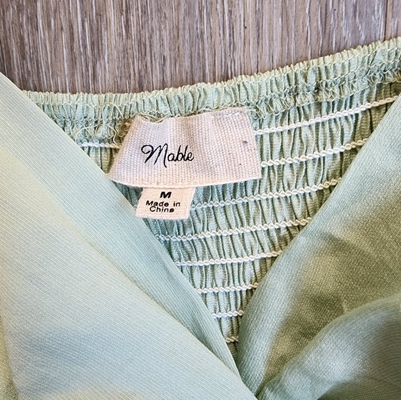 STUNNING MABLE DRESS - Picture 4 of 12